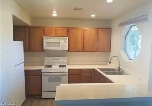 104-5054 S Rainbow Blvd, Las Vegas, NV, 89118-0924 | Card Image