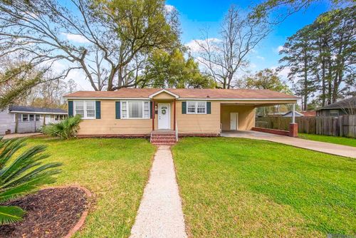 10423 Red Oak Dr, Baton Rouge, LA, 70815-1661 | Card Image