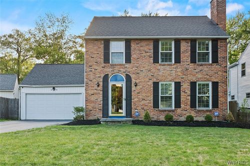 45 Thomas Jefferson Ln, Amherst, NY, 14226-3806 | Card Image