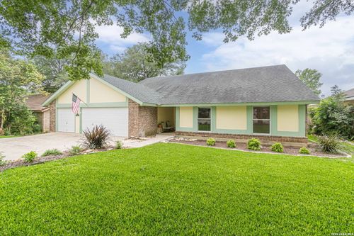 15211 Oak Spring St, San Antonio, TX, 78232-4241 | Card Image