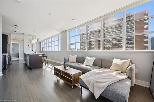 610-112 Benton St, Kitchener, ON, N2G3H6 | Card Image