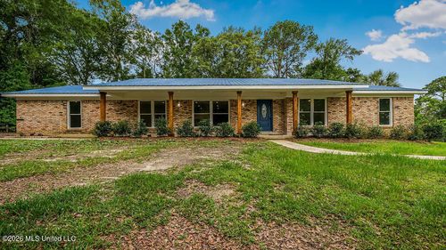 4024 Castenera Ave, Moss Point, MS, 39563-2741 | Card Image