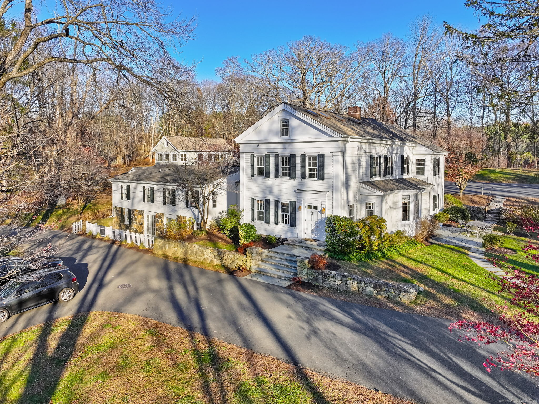 462 Danbury Rd, Wilton, CT 06897