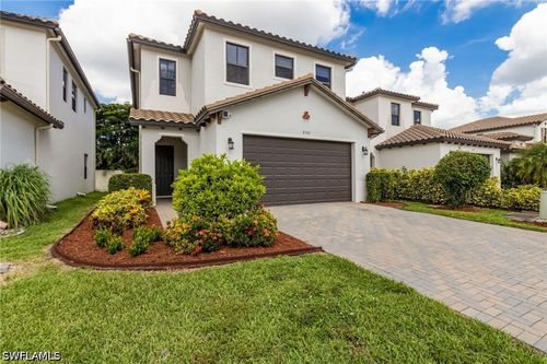 8785 Madrid Cir, NAPLES, FL, 34104-6225 | Card Image