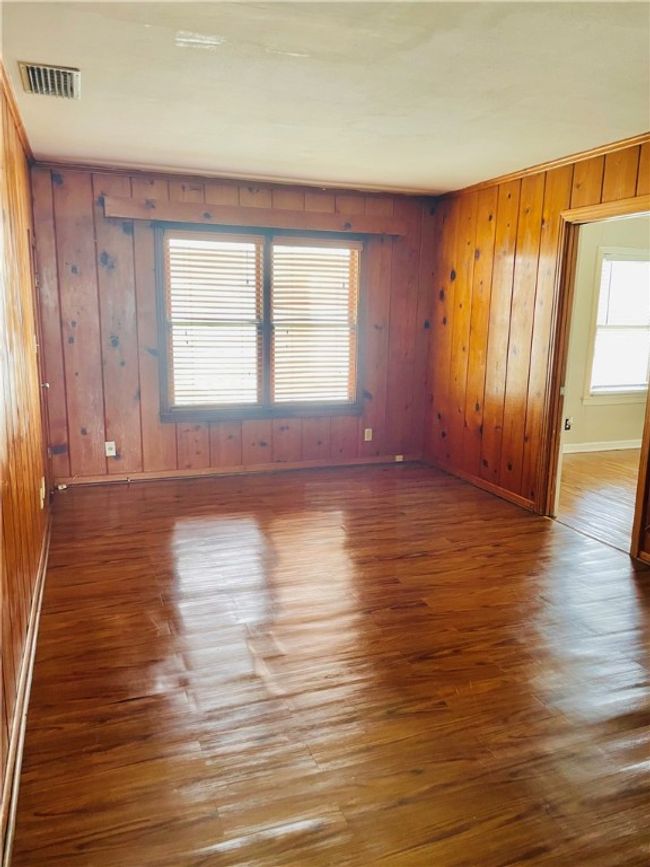 Formal dining or 2nd living area | Image 10