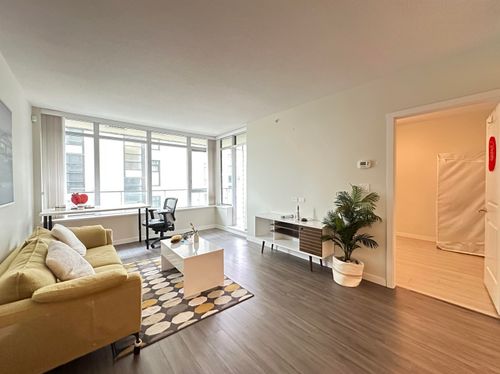 808-7328 Gollner Ave, Richmond, BC, V6Y0H7 | Card Image