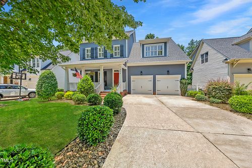 204 Edgepine Dr, Holly Springs, NC, 27540-9455 | Card Image