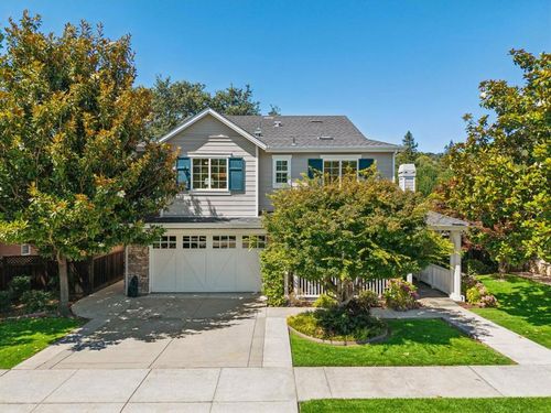 153 Laurelwood Dr, Novato, CA, 94949-8427 | Card Image