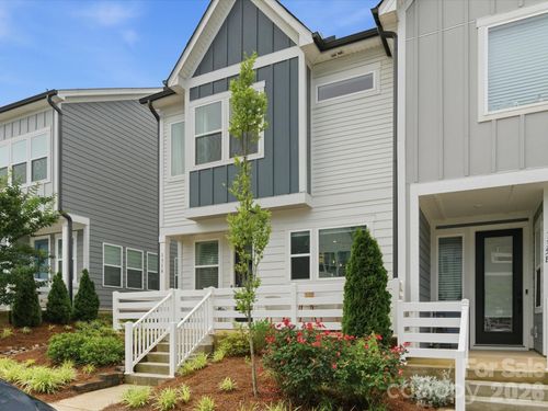 a-135 Berkeley Ave, Mooresville, NC, 28117-6132 | Card Image