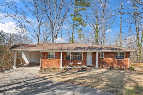 2440 Edgewater Dr Sw, Atlanta, GA, 30311-2526 | Card Image