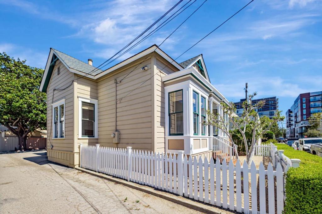 Residential in Santa Cruz