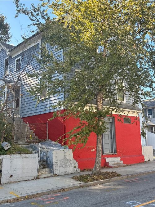 836 Douglas Avenue, Providence, RI, 02908 | Card Image