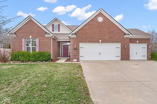 1612 Dorset Dr, Avon, IN, 46123-5320 | Card Image