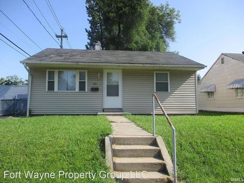 415 Agnes St, Fort Wayne, IN, 46806-4001 | Card Image