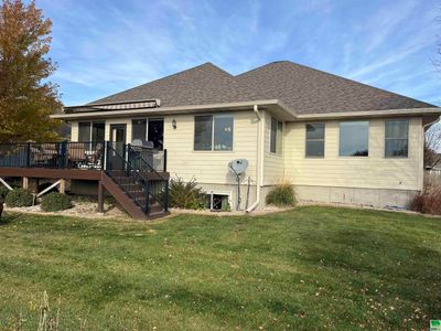 244 E Pinehurst, House other with 4 bedrooms, 3 bathrooms and null parking in Dakota Dunes SD | Image 2