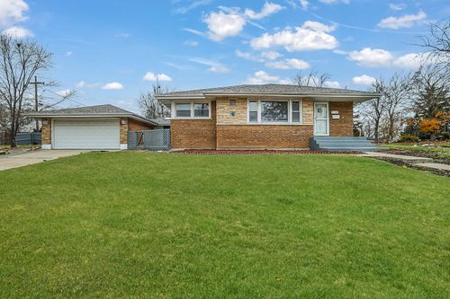 2 N Wisconsin Ave, Addison, IL, 60101-3830 | Card Image