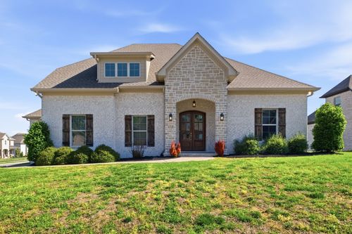 117 Scarsdale Dr S, Hendersonville, TN, 37075-5251 | Card Image