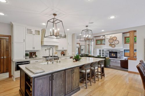 9035 Wildwood Cir, Shakopee, MN, 55379-8507 | Card Image
