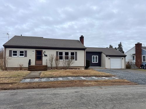 12 Dellawanda Rd, Swansea, MA, 02777-1304 | Card Image