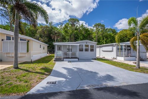 315 Fountain View Blvd, NORTH FORT MYERS, FL, 33903-7324 | Card Image