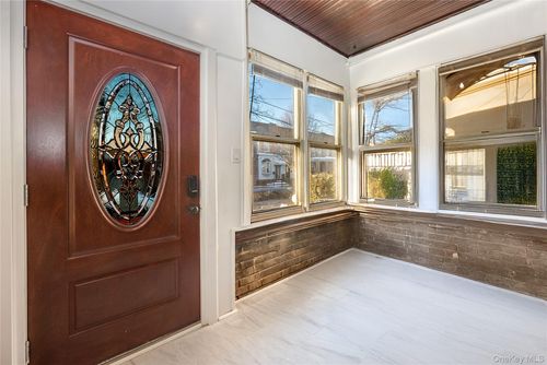 6212 60th Dr, Maspeth, NY, 11378-3524 | Card Image