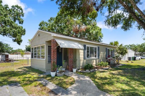 1013 N Bask Dr, TAMPA, FL, 33603-1630 | Card Image