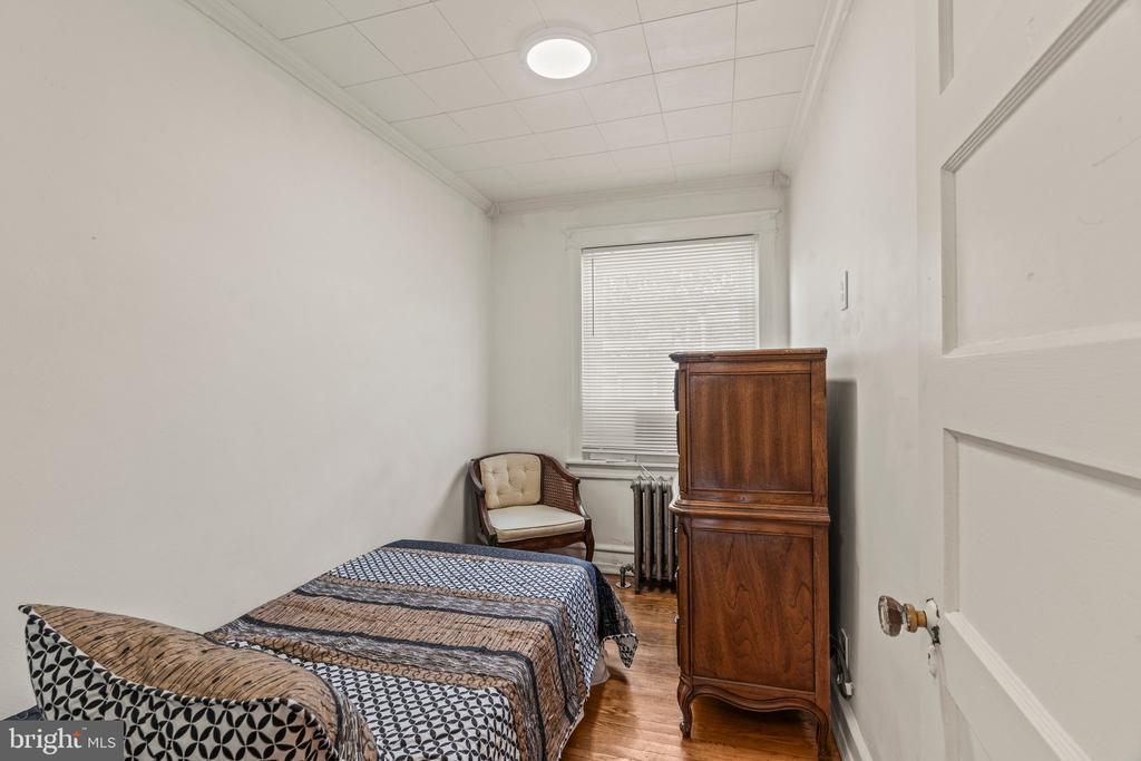 Residential Lease in SHARON HILL 5