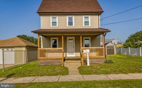 15 S Maple Ave, GIBBSTOWN, NJ, 08027-1344 | Card Image