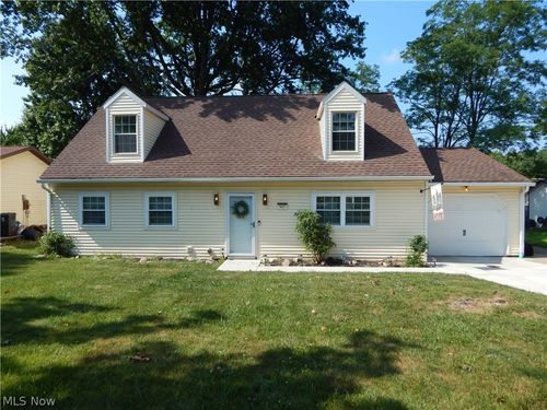 907 Bunker Hill Road, Medina, OH, 44256 | Card Image