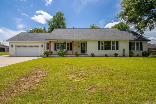 1016 Jameson Ave, Benton, AR, 72015-3022 | Card Image