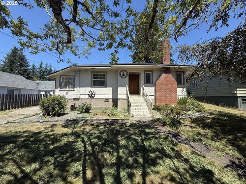 698 S 1st Ave, Coquille, OR, 97423-1911 | Card Image