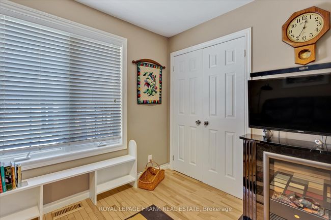 18 E Beehive Dr, House other with 3 bedrooms, 2 bathrooms and 10 parking in Bobcaygeon ON | Image 28