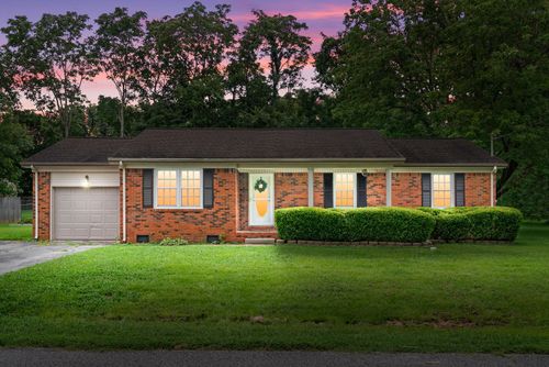 3928 Tanglewood Dr, Hopkinsville, KY, 42240-5389 | Card Image