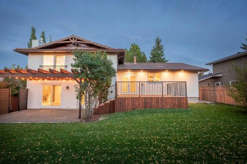 124 Canterbury Dr Sw, Calgary, AB, T2W2G1 | Card Image