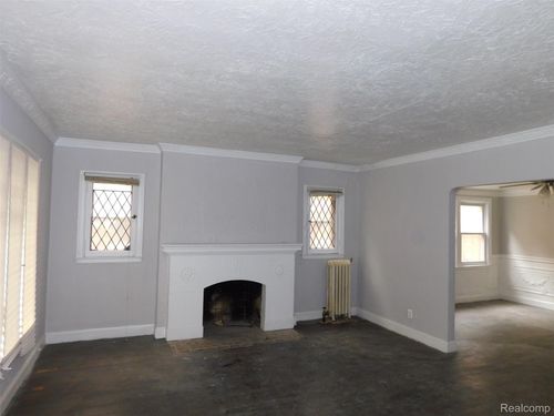 16605 Baylis St, Detroit, MI, 48221-3197 | Card Image