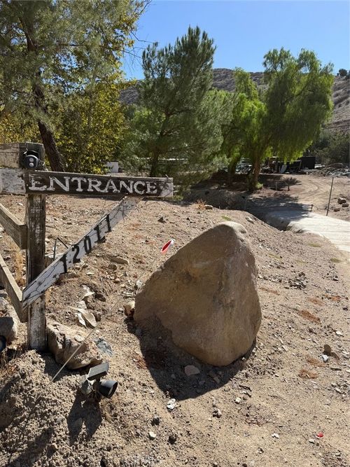 12011 Dawson Canyon Rd, Corona, CA, 92883-8112 | Card Image