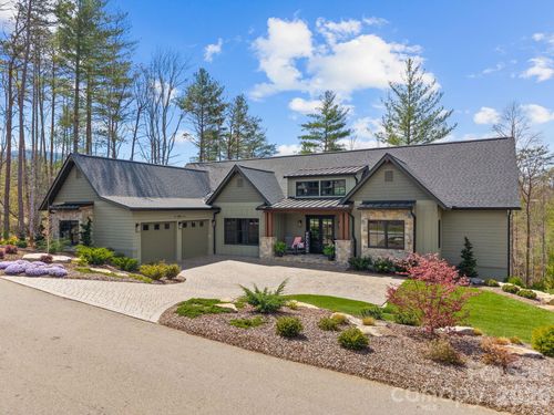 157 Riverbend Forest Dr, Asheville, NC, 28805-5400 | Card Image