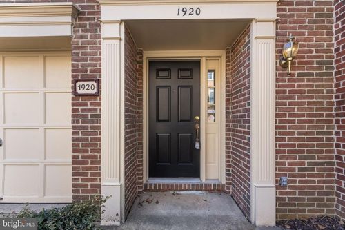 1920 N Daniel St, Arlington, VA, 22201-4110 | Card Image