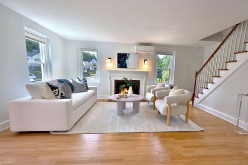 299 Marlborough Ter, Fairfield, CT, 06825-4453 | Card Image