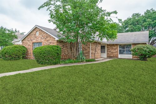 4237 Ireland Dr, The Colony, TX, 75056-3220 | Card Image