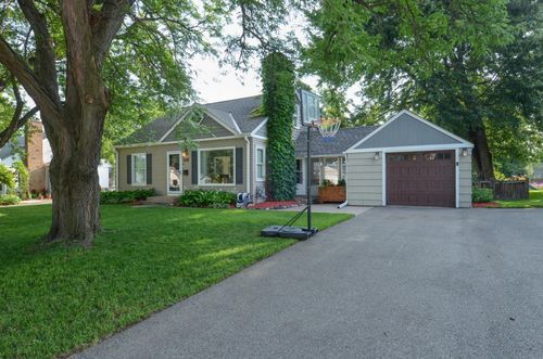 7333 2nd Ave S, Richfield, MN, 55423-3102 | Card Image