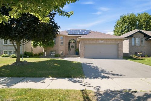 62 Donegal Dr, Brantford, ON, N3T6L2 | Card Image