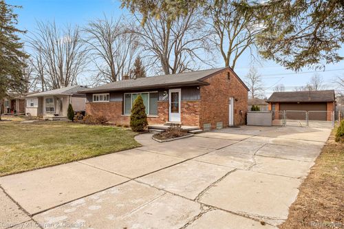 9329 Merriman Rd, Livonia, MI, 48150-2903 | Card Image