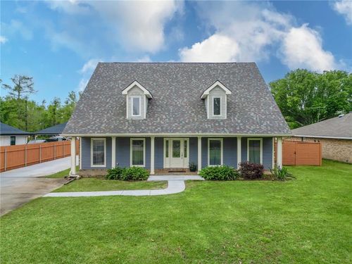 212 Somerset St, La Place, LA, 70068-5212 | Card Image