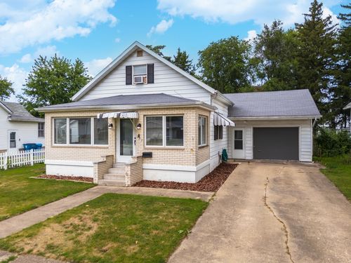 307 W North St, Pontiac, IL, 61764-1763 | Card Image