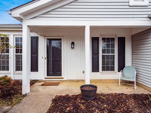 1960 Barnard Dr, Powell, OH, 43065-8612 | Card Image