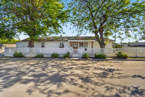 359 N Quince Ave, Exeter, CA, 93221-1027 | Card Image