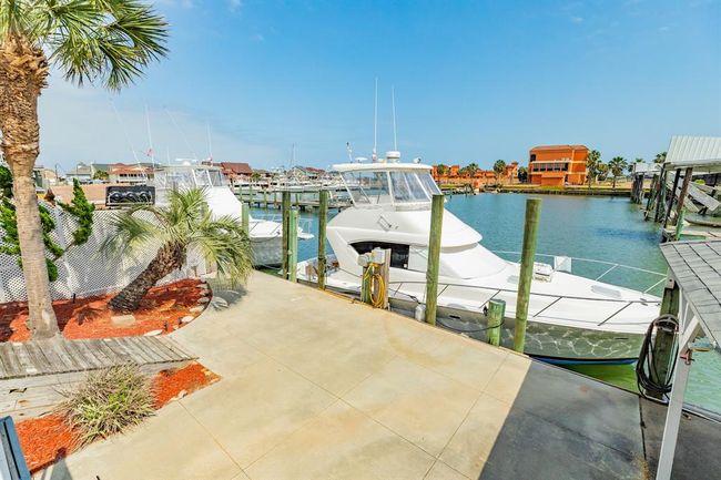 57 Marlin Ln, House other with 3 bedrooms, 4 bathrooms and null parking in Freeport TX | Image 14