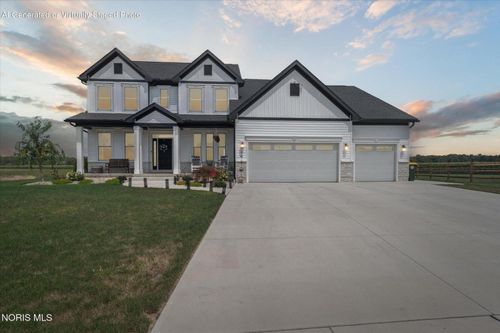 9412 Newbury Ln, Whitehouse, OH, 43571-9438 | Card Image