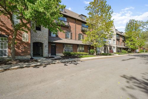 6011 Craughwell Ln, Dublin, OH, 43017-3466 | Card Image